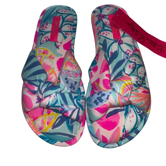 Lilly Pulitzer Pool Slippers In Sea Glass Rainforest Retreat Size S/M New Preppy - Picture 1 of 8
